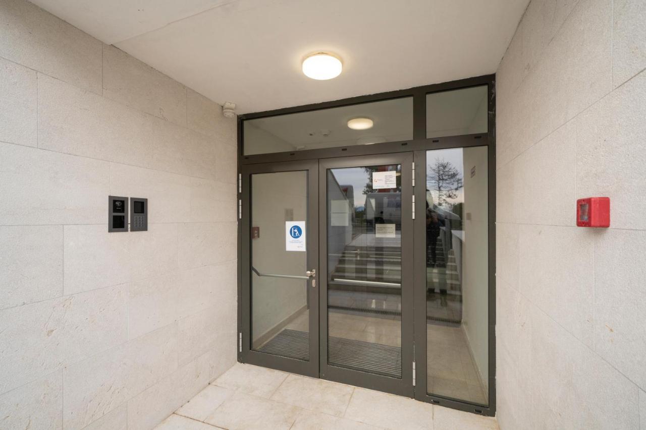 Ferienwohnung Mannequin: Sea View, Private Parking In The Garage Rijeka Exterior foto